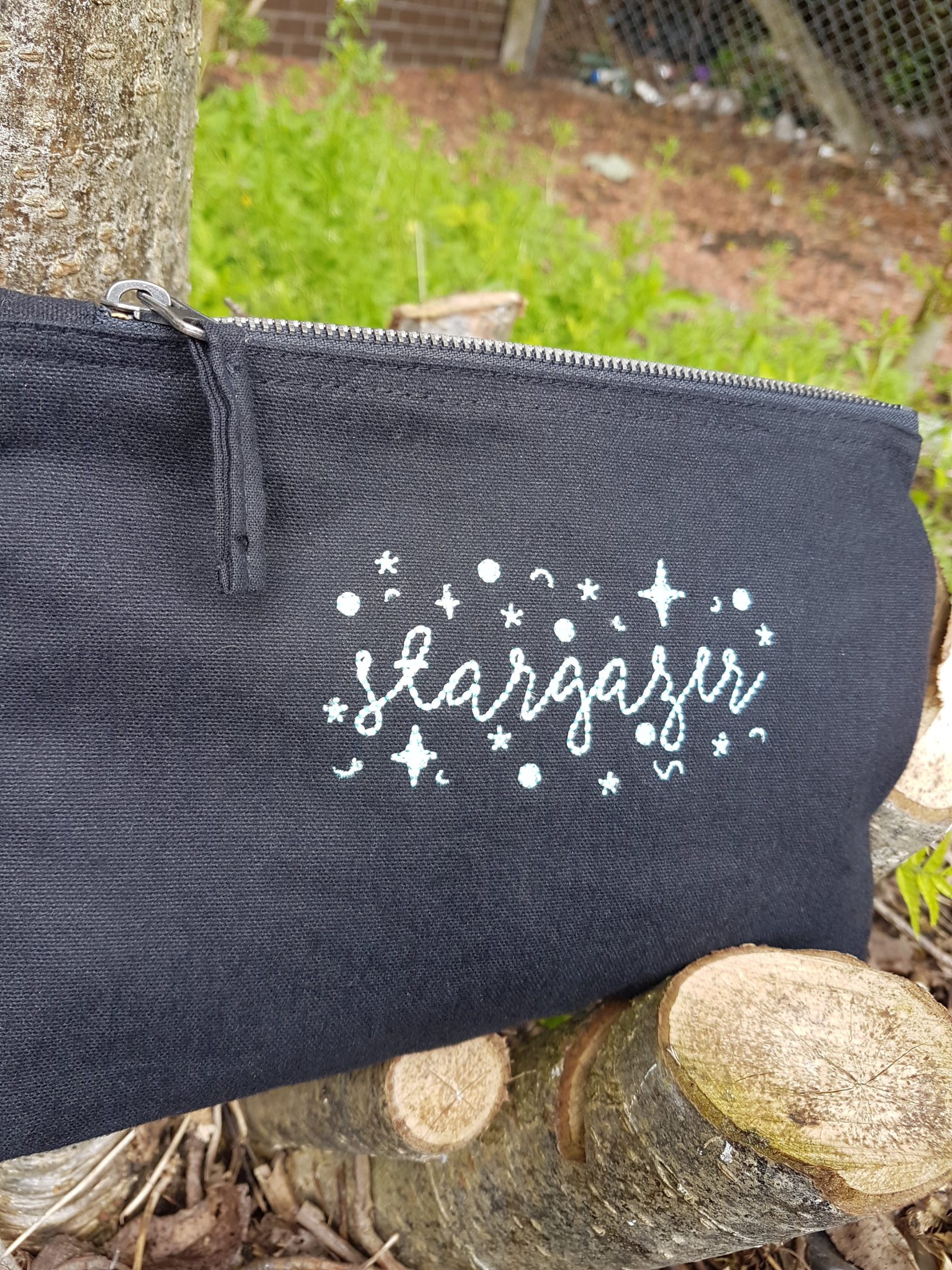 Stargazer zip stuff pouch - Image 4